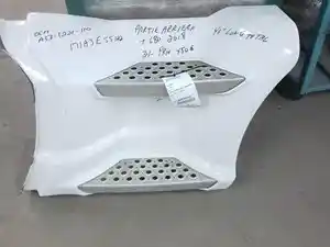 Used 2018 KENWORTH T-680 Fender (Stock #171A3E55122)) Part Image
