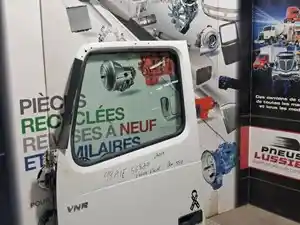 Used 2019 VOLVO VNR Door (Stock #99A1E56820)) Part Image