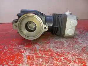 Used CUMMINS 5.9L Air Compressor (Stock #65A1E55671)) Part Image