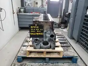 Used CUMMINS ISC/8.3 Block Image