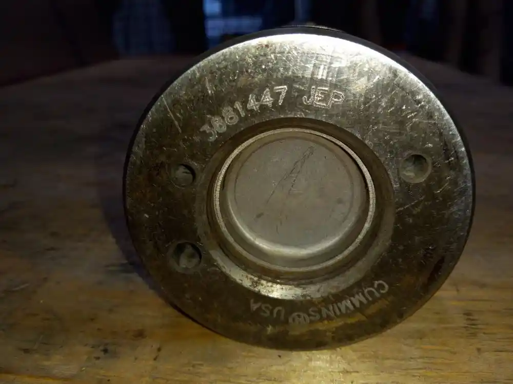 Used, Recycled, New, and Aftermarket Heavy Duty Truck Parts