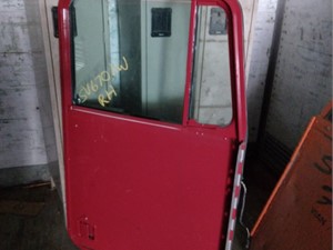 Used 1990 Kenworth T600 Door (Stock #SV-670-1)) Part Image