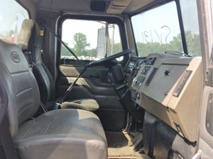 Used 2005 Peterbilt 330 Cab (Stock #SV-131-1)) Part Image