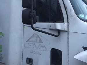 Used 2006 Freightliner COLUMBIA 120 Door (Stock #SV-17-7)) Part Image
