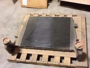 Rebuilt 1987 Mack RD Charge Air Cooler Image