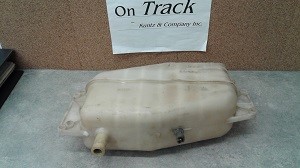 Used 2000 International 4700 Coolant Reservoir (Stock #U2002105C2)) Part Image
