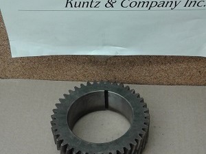 Used Cummins L10 Crank Gear (Stock #CGU3038984)) Part Image