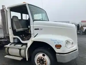 Used 1996 FREIGHTLINER FL112 Hood (Stock #29138)) Part Image