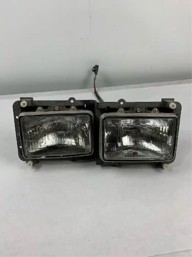 QSC 3 wires LED Turn Signal Lamp Light Headlight Bezel Pair for