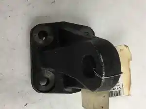 Used FREIGHTLINER M2 106 Engine Mount (Stock #01-30509-000)) Part Image