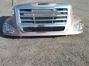 Used FREIGHTLINER M2 112 Hood (Stock #31172)) Part Image