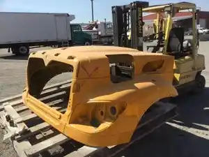 Used INTERNATIONAL 7600 Hood (Stock #6779)) Part Image