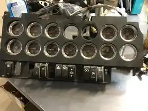 Used KENWORTH T660 Instrument Cluster (Stock #11187)) Part Image