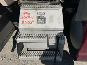 Used 2017 KENWORTH T680 Tool Box (Stock #33203)) Part Image