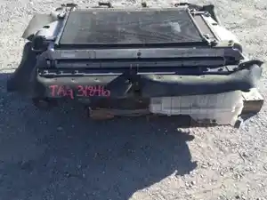 Used Radiator (Stock #31846)) Part Image