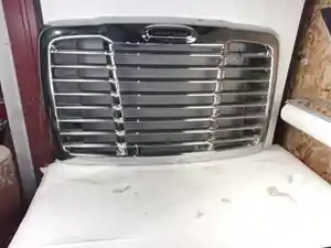 Used Grille Image