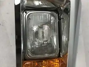 Used Headlamp Assy Image