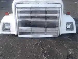 Used Hood (Stock #32904)) Part Image