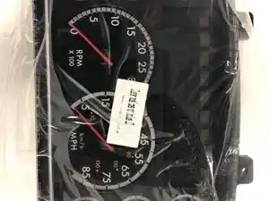 Used Instrument Cluster (Stock #13072)) Part Image