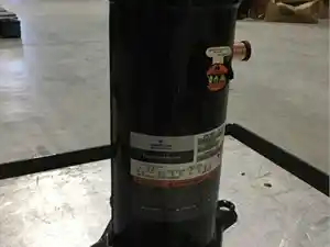 Used A/C Compressor Image
