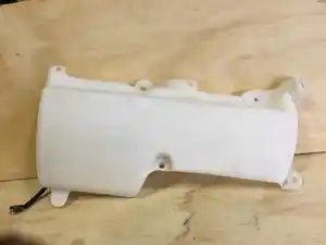 Used Windshield Washer Reservoir (Stock #A22-47988-001)) Part Image