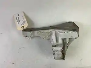 Used Engine Mount Image