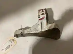 Used Engine Mount Image