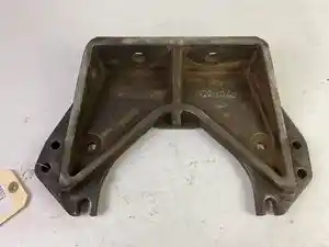 Used Engine Mount (Stock #18154)) Part Image