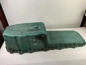Used VOLVO VED12 Oil Pan (Stock #9466)) Part Image