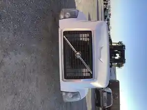 Used 2006 VOLVO VNL Hood (Stock #35871)) Part Image