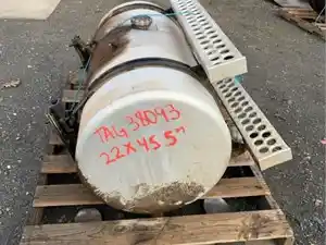 Used 2000 WESTERN STAR 4964F Fuel Tank (Stock #38093)) Part Image