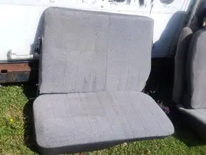 Used 1987 Isuzu W3500/W4500/NPR/NPR-HD Seat (Stock #P-796)) Part Image