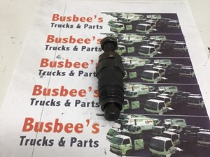 Used 1992 Isuzu 4BD2 Injector (Stock #P-660)) Part Image