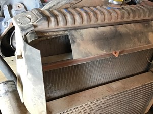 Used 1994 Isuzu Radiator (Stock #192-008822-4)) Part Image