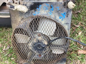 Used 1995 Mitsubishi FE A/C Condenser (Stock #P-829)) Part Image