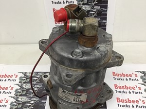 Used 1995 UD/Nissan UD1200 A/C Compressor Image
