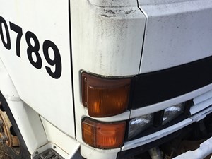 Used 1998 Isuzu FRR Fender (Stock #173-700247-7)) Part Image