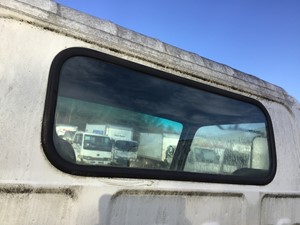 Used 1998 Isuzu W3500/W4500/NPR/NPR-HD Back Window (Stock #P-721)) Part Image