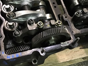 Used 1999 Isuzu 4HE1 Head (Stock #P-161)) Part Image