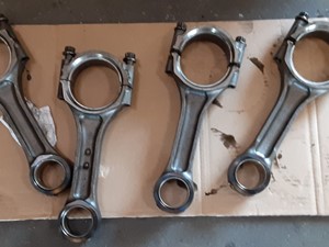 Used 1999 Isuzu 4HE1XS Piston & Rod (Stock #P-1786)) Part Image