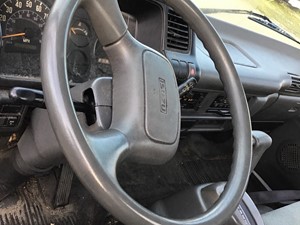 Used 1999 Isuzu NPR/NPR-HD Steering Wheel (Stock #P-720)) Part Image