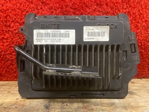 Used 2000 Isuzu 5.7 GAS ECM (Stock #203-803179-5)) Part Image