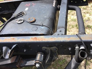 Used 2000 Isuzu NPR Fuel Tank (Stock #194-001831-5)) Part Image