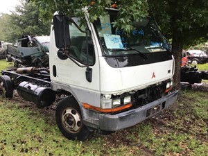 Used 2001 Mitsubishi FE649 Cab (Stock #204-001969-4)) Part Image