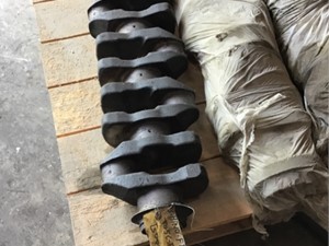 Used 2003 Hino J05C-TB; J05C-TD Crankshaft (Stock #P-1646)) Part Image