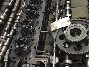 Used 2003 Hino J08C Head (Stock #P-818)) Part Image
