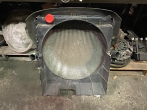 Used 2003 Mitsubishi FE639 Radiator (Stock #202-000308-4)) Part Image