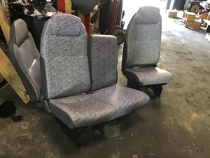 Used 2004 Hino FA Seat (Stock #P-1130)) Part Image