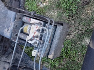 Used 2004 Isuzu NPR ABS Brake Pump (Stock #222-000830-4)) Part Image