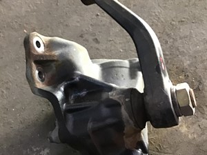 Used 2004 Isuzu NPR Steering Gear (Stock #P-621)) Part Image